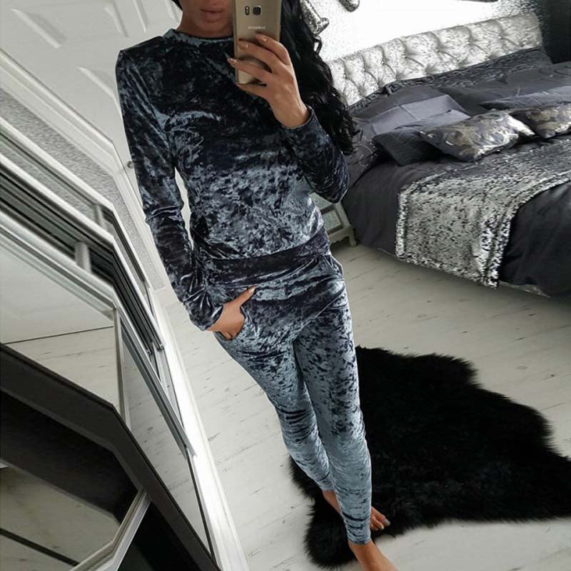 Women Velvet Two Piece Winter Velour Tracksuit