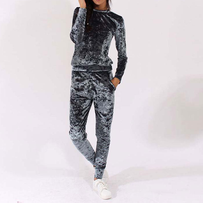 Women Velvet Two Piece Winter Velour Tracksuit