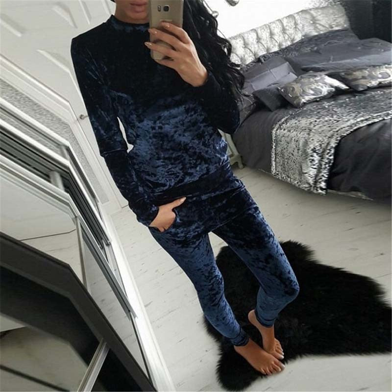 Women Velvet Two Piece Winter Velour Tracksuit