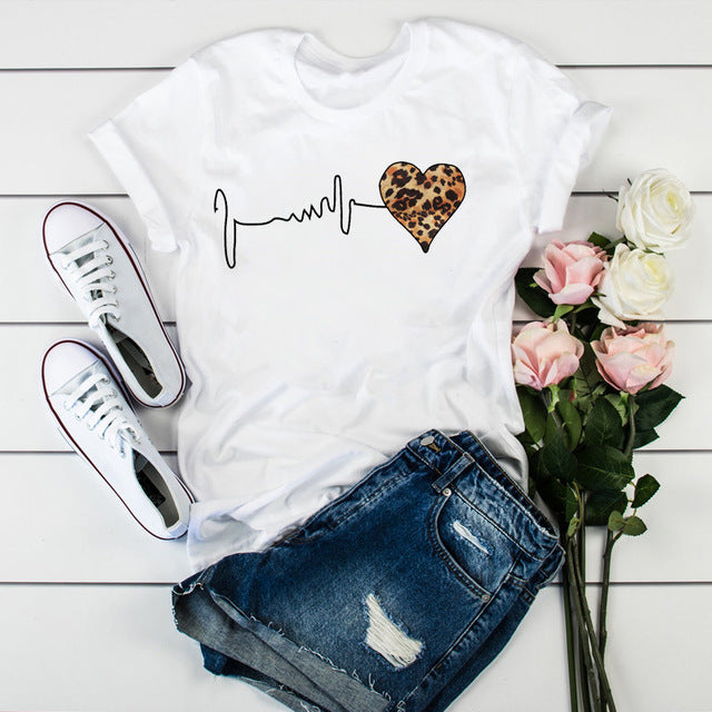 New 90 ’s Leopard Heartbeat Short Sleeve Print T-Shirt