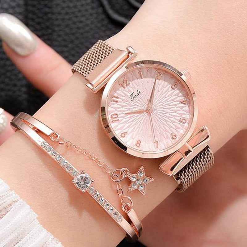 Luxury Women Quartz Magnetic Pink Dial Wrist Watch