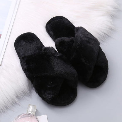 Women Cozy Fur Cross Slides