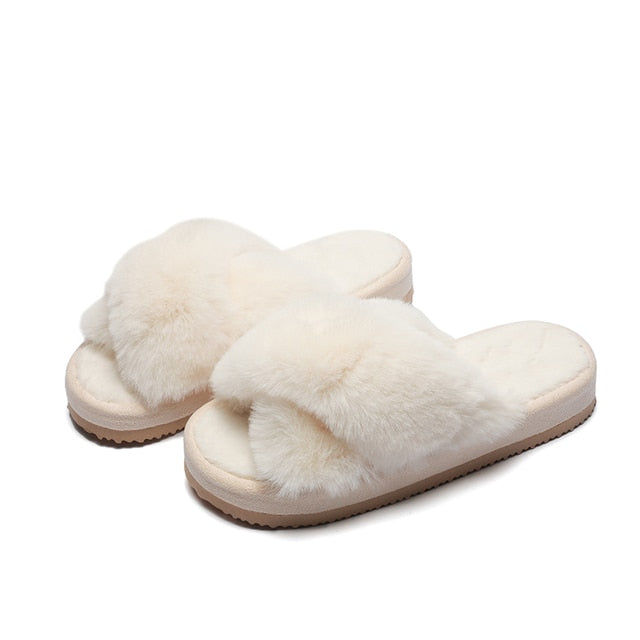 Women Cozy Fur Cross Slides