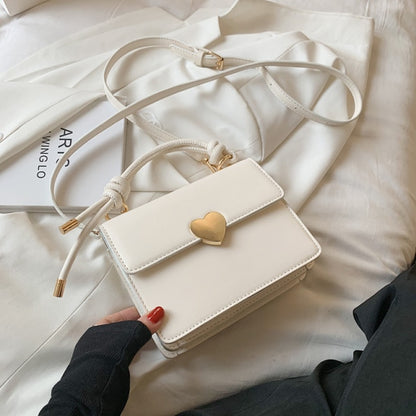 Women Fashion Heart Shape Closure Handbags