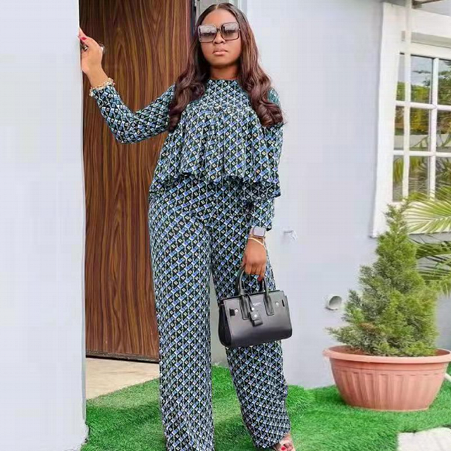 Women Grid Print Two Piece Sets