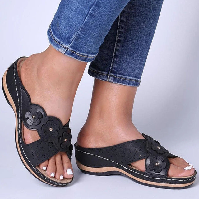 Women 5 Colors Handmade Retro Flowers Sandals