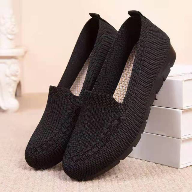 Women Casual Light Flat Breathable Mesh Summer knitted Shoes